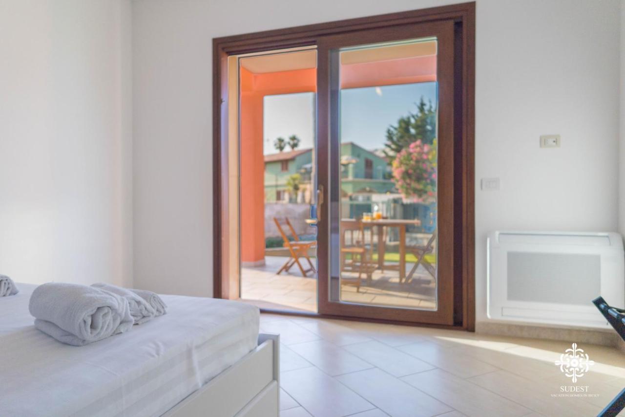 Villa Seaside - Beach Retreat With Jacuzzi Συρακούσες Εξωτερικό φωτογραφία