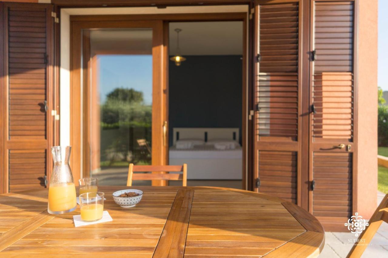 Villa Seaside - Beach Retreat With Jacuzzi Συρακούσες Εξωτερικό φωτογραφία