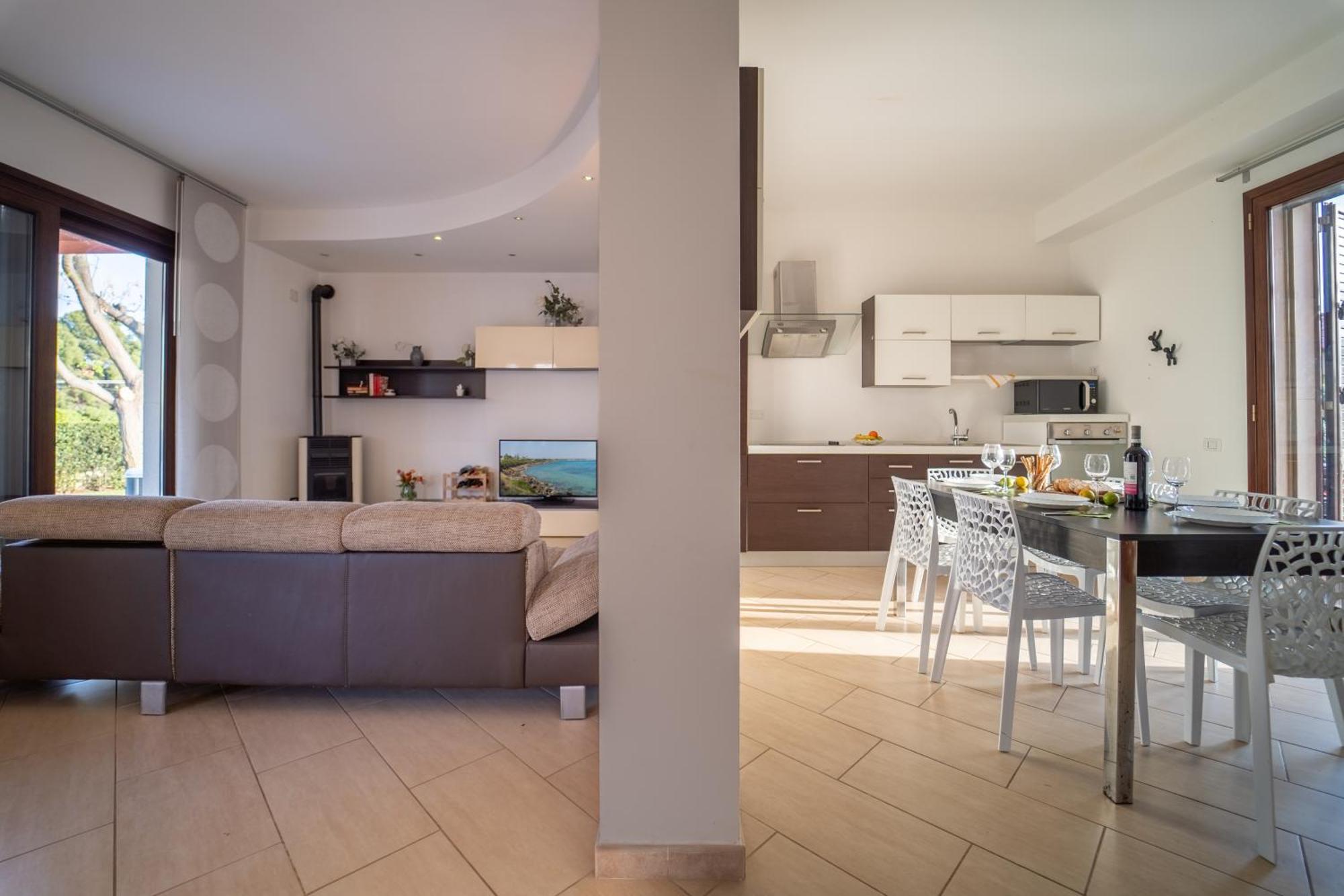 Villa Seaside - Beach Retreat With Jacuzzi Συρακούσες Εξωτερικό φωτογραφία